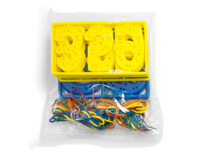 JEU MINILAND NUMROS POUR COUDRE 7CM 40 PICES + 20 CORDONS